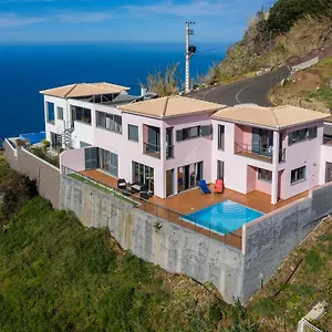 Ferienhaus Views, Canhas
